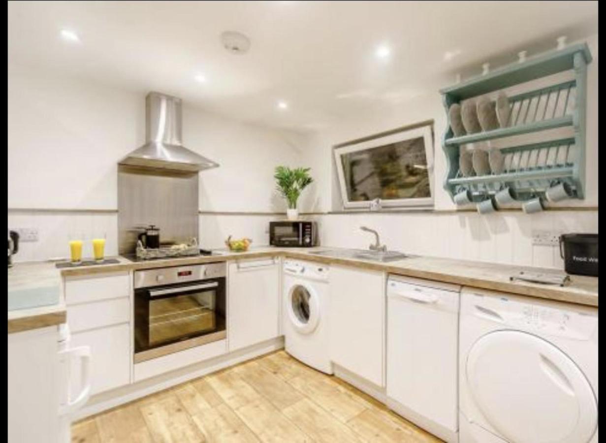 Charming 2-Bed Cottage In Wadebridge Cornwall מראה חיצוני תמונה